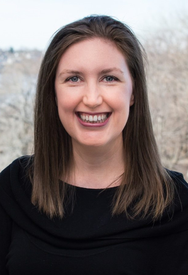 Sarah Anderson headshot