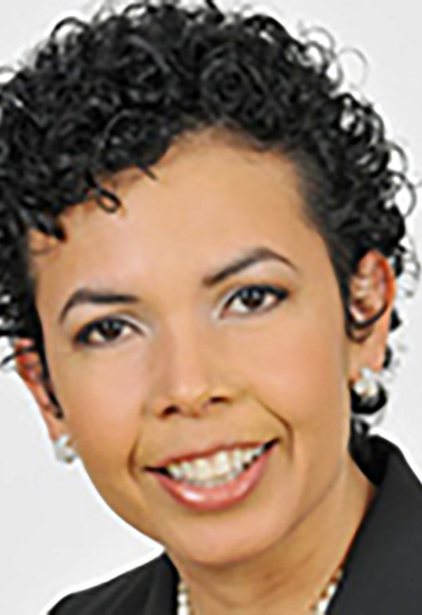 Flora Castillo headshot