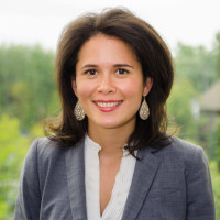 Lisa Destro's headshot