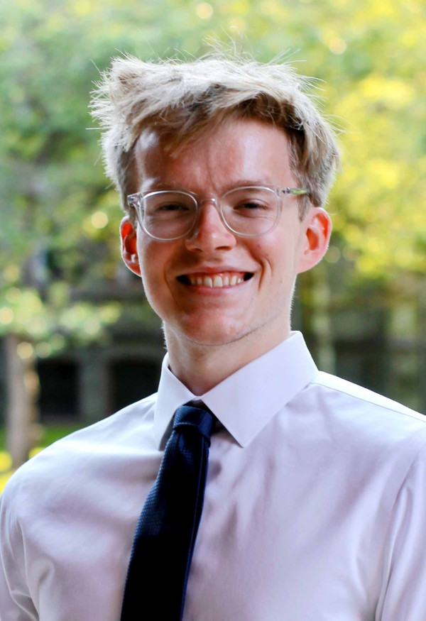 Michael Dunst headshot