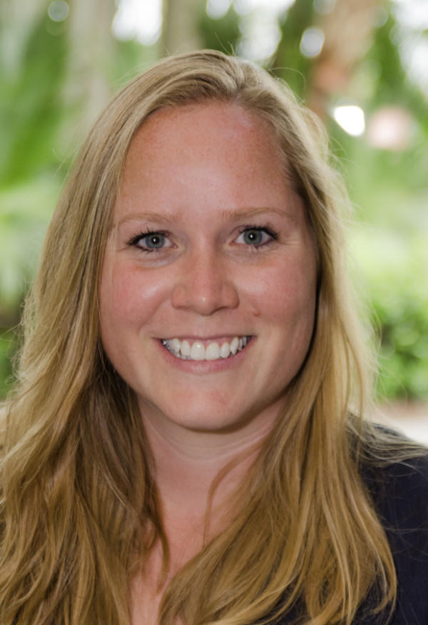 Erin Lasala headshot