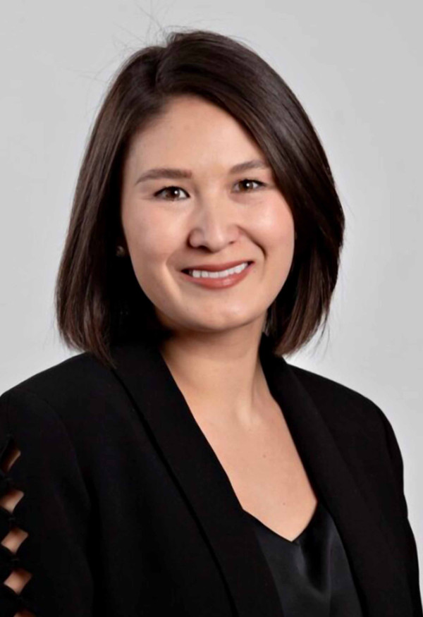 Lily Lowder headshot