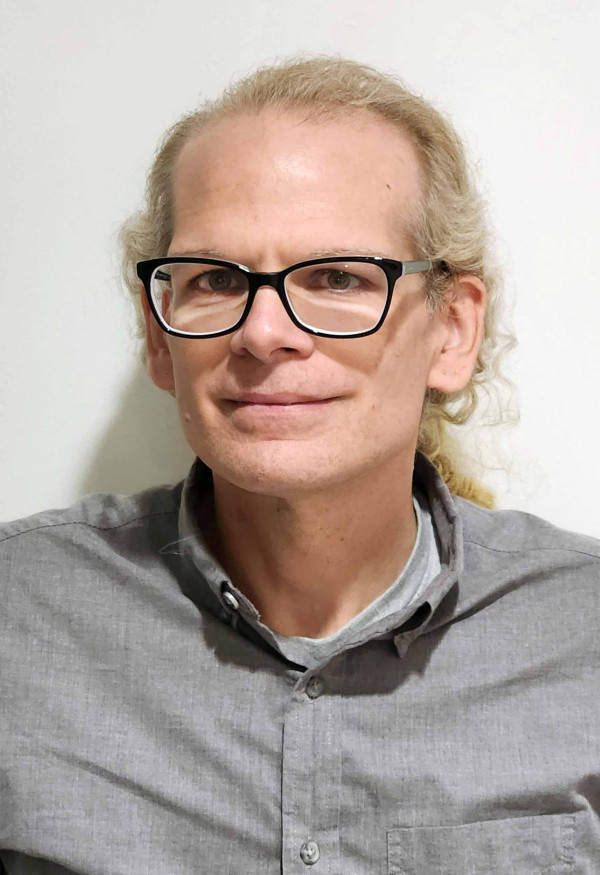 Nick Mondello headshot